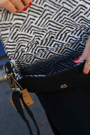 Pikowana torba na ramię Hindbag Margault - czarna