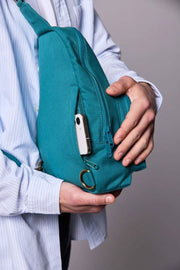 Torba na ramię Felix Sling Bag - paw niebieski