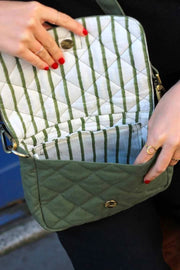 Pikowana torba na ramię Hindbag Margault - oliwkowa