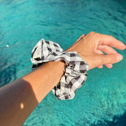 Moon Nude Classic Scrunchie - Czarny/Biały