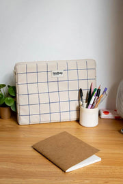 Hindbag Ava Medium 15-calowa torba na laptopa - biała/niebieska kratka