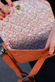Pikowana torba na ramię Hindbag Margault - Sienna