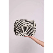 Hindbag Alix Bardzo duża kosmetyczka - ecru zebra