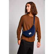 Torba Hindbag Andrea Half Moon Bag - Aksamitny Granatowy