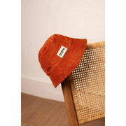 Hindbag Bob Bucket Hat - aksamitna ceglasta pomarańcza
