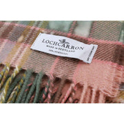 Koc z owczej wełny Locharron of Scotland Borders Dundee - różowo-różowy/zielony