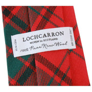 Nowoczesny krawat w kratę Locharron of Scotland Reiver Maxwell - czerwono-zielony