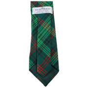 Nowoczesny krawat w kratę Locharron of Scotland Reiver Ross Hunting - zielony/czerwony