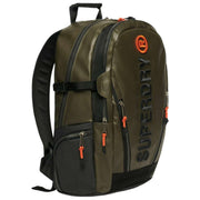 Haftowany plecak Superdry & Co Tarp – oliwkowy