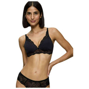 Braletka Triumph Amourette Charm – czarna